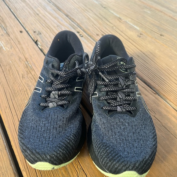 ASICS GT 2000 - Picture 3 of 9